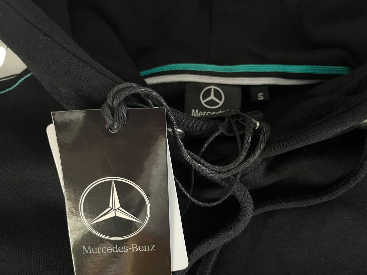 Original Mercedes-AMG Petronas Formula One Team Hooded Fleece Sweatshirt – Black