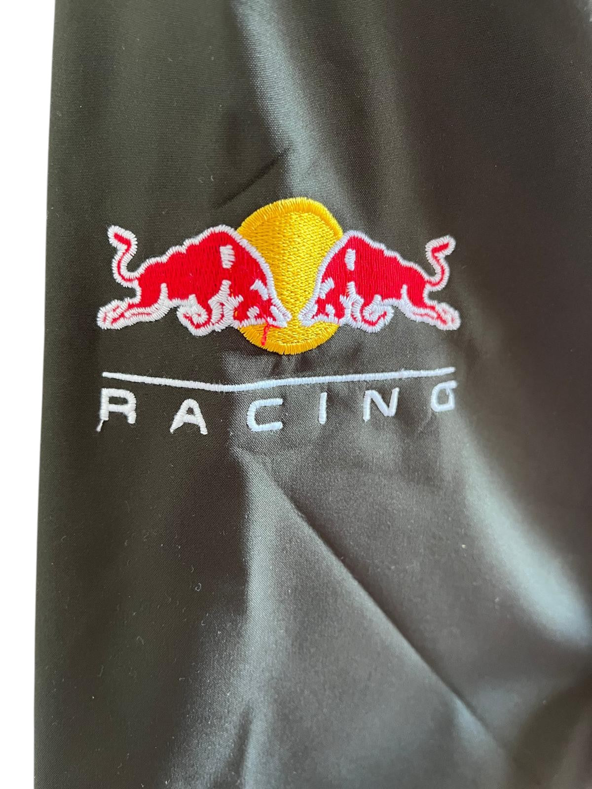**Red Bull Formula 1 Men's Soft Shell Jacket – Windproof with Detachable Hood – New**