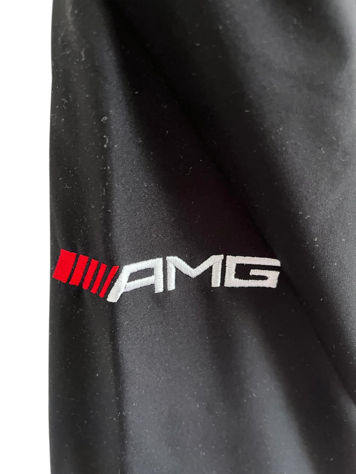 **Mercedes AMG Petronas Formula 1 Men's Soft Shell Jacket – Windproof with Detachable Hood – New** (Kopie)