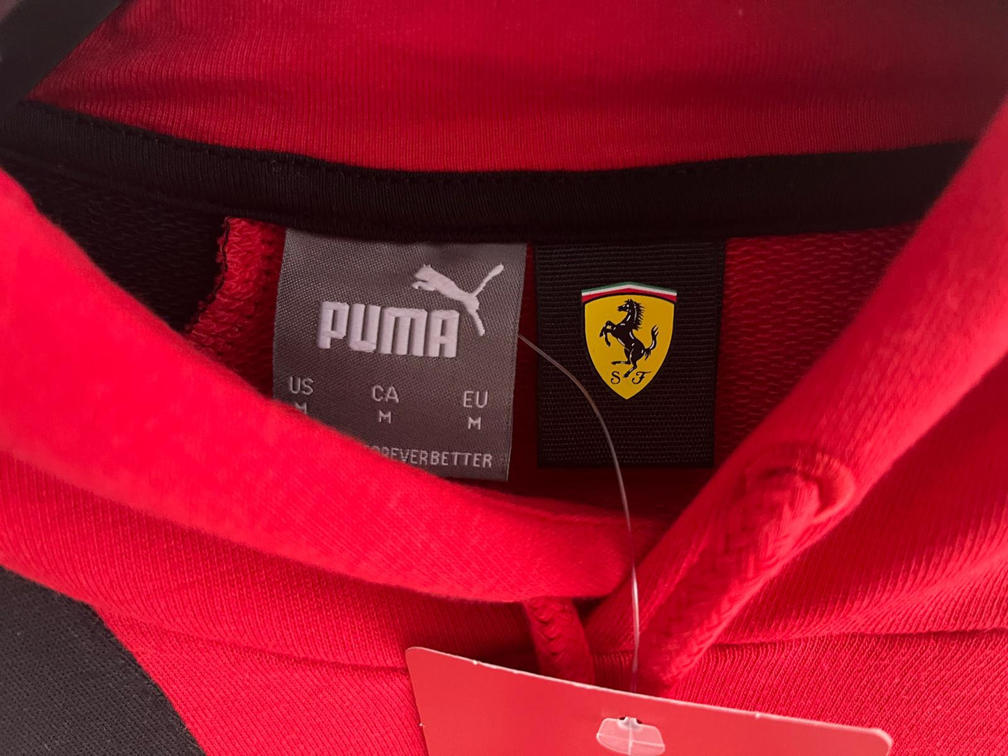 Original Scuderia Ferrari Formula 1 Team Hoodie in Red – Men's Pullover